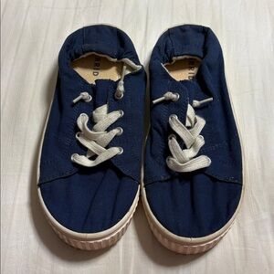 Torrid slip-on canvas sneakers (WIDE)